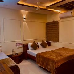 AL-MANAL 306 Premium Room Triple Bed