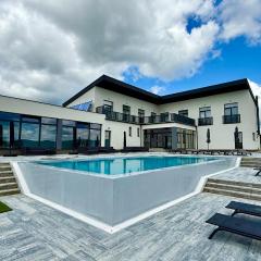 Villa Ambition