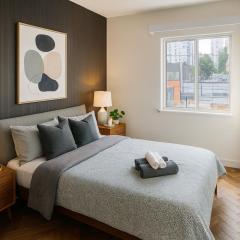Elegant 2 Bedroom Oasis in a Premier Downtown Spot