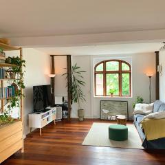 Stylish Two Floor Scandinavian Apartment Central & Cozy