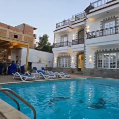 Villa golden life apartments, new property with pool access