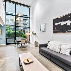 Open Loft in Redmond Core - 92 Walkscore!