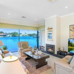 Stay Between a River and Lake Serenity