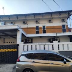OYO 94693 Sagara Homestay Rungkut