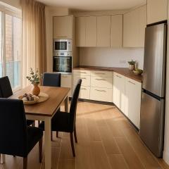 New 3BR Apt-AC-Wi-Fi-Kitchen