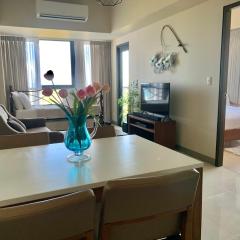 180 degree ocean view apartment