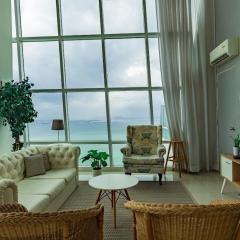 Seaview Maritime Suite Pool 2Carparks