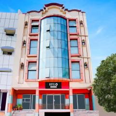 Hotel O Hussainganj Near Vidhansabha