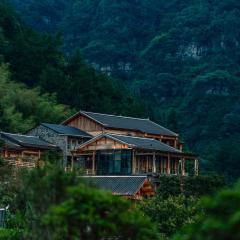 Ethnic Hundred-years Elysian Culture&Art Scholar Resorts