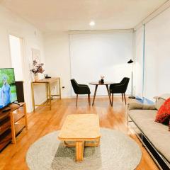 StaysPro - luxury Apartments minutes to everything Los Angeles