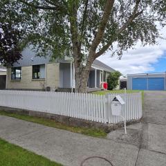 Home away from home 4 bedroom 2 bathrooms