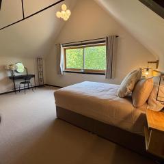 Lime Tree House - Sleeps 12 - Hot Tub