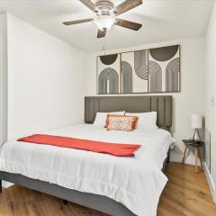 Modern Studio Apartment near Merrimack Park