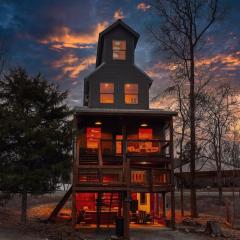 Cabin in the Sky with an outdoor kitchen