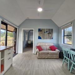 Picturesque Cabin, Broke NSW