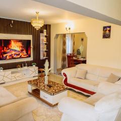 Great Hornbill Holiday Home