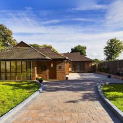 Private Five Bedroom Bungalow in Chertsey