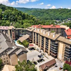Gatlinburg Town Square