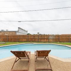 Texas Escape with pool & office