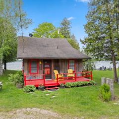 Sunset Shores - Kangaroo Kabin #6 by Simple Life Rentals
