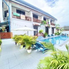 Luang Prabang Pavilion Hotel & Travel