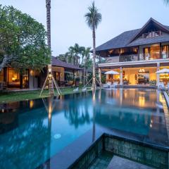 Villa Asmara Cemagi - Luxury Beachfront Stay 15 mins from Canggu