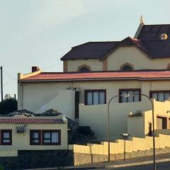 La Roca Self Catering & Accommodation
