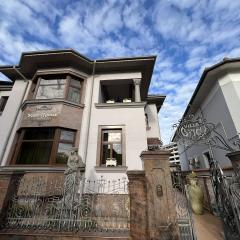 Villa Bijoux