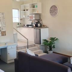 Cozy studio flat in Goodwood