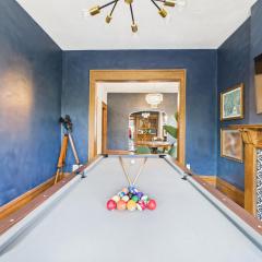 Wrigleyville Gem with Hidden Bar & Vintage Charm