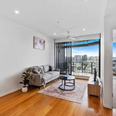 Capri - Executive 1BR in Fortitude Valley plus parking
