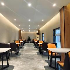 Shell Hotel Shandong Jinan Daming Lake
