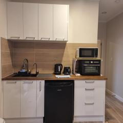 BEHOME - Modern Guest Suite