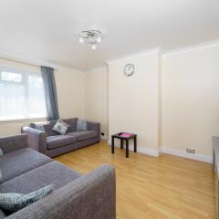 2BR Apartment near Heathrow Airport