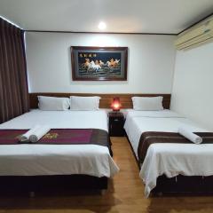 Longzhu Guesthouse