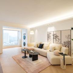 Urban hub Sun Apartment near the Xujiahui Road