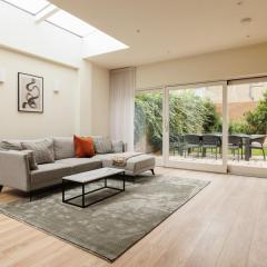 GuestReady - Contemporary home with garden