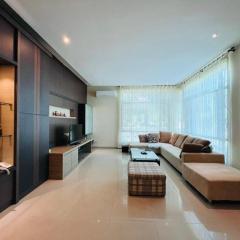 Exclusive Bungalow Private & Peaceful in Miri Ocean Park 5BR