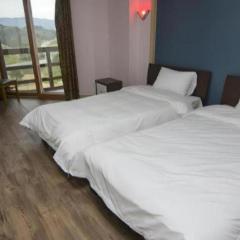 Hyundai Elliot Hotel and Resort