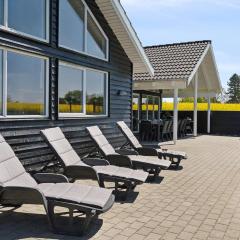 Luxury Beach House with Pool - By Traum Ferienwohnungen