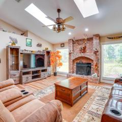 Welcoming Home with Yard on 20 Acres in High Springs