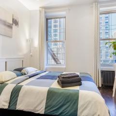 2 Bedroom Luxury Unit in the Heart of Manhattan