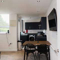 Luxury 6 bed Home in Sheffield