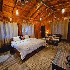 Alinda House Naukuchiatal by THE GHAUR