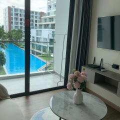 Chiang Mai A Luxury Community The one pool view facing the super large swimming pool community