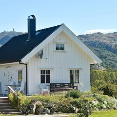 5 person holiday home in Oksvoll