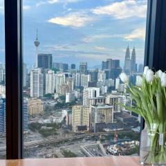 3 Towers Urban Studio Apartment
