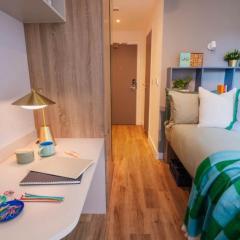 Brand New Ensuites In Central Leeds