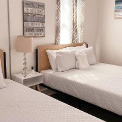 Cozy Convenient Near All Pensacola Offers