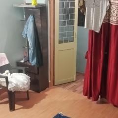 Semi furnished 2Bhk on Rent at Dhanuka colony, Renovated Posh